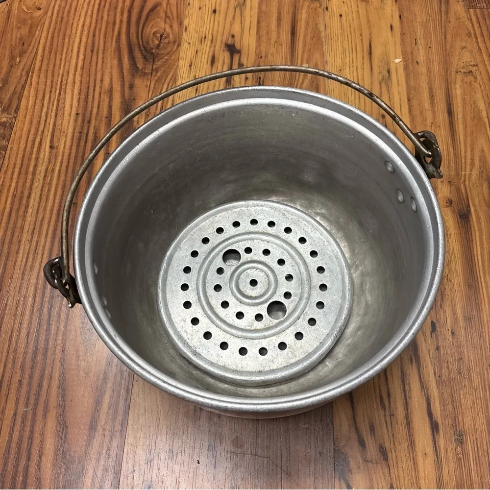 Antique Aluminum Jam Pot (use for pierogi) with Handle and‎ Insert